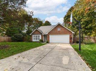 14812 Wheatfield Ln, Carmel, IN 46032