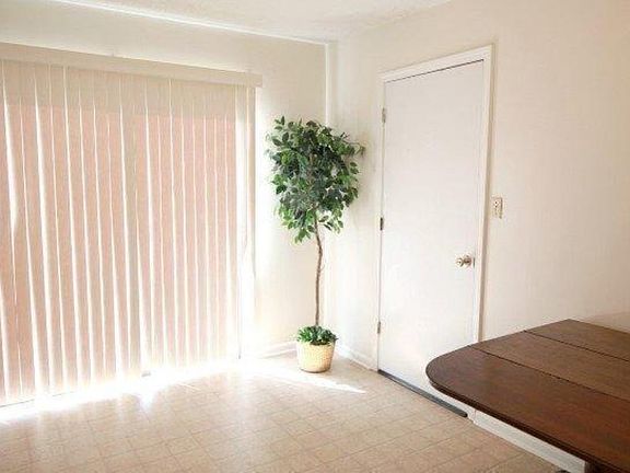 4th image of 1808 Marietta Dr #A