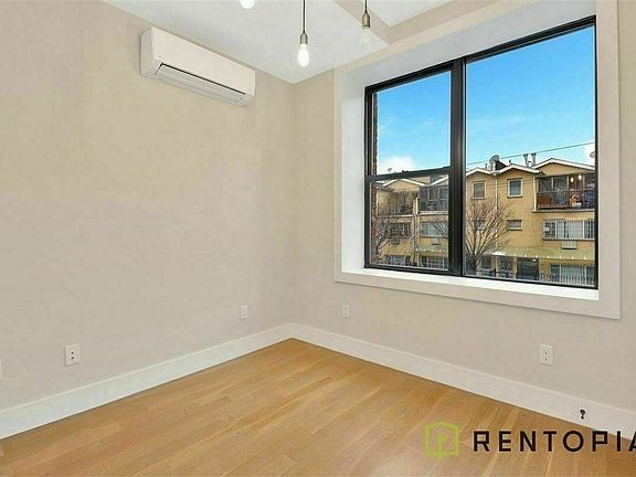 5th image of 358 Irving Ave #3X