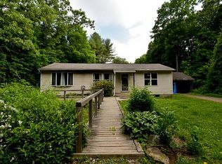 11 Hillcrest Ln, Wingdale, NY 12594