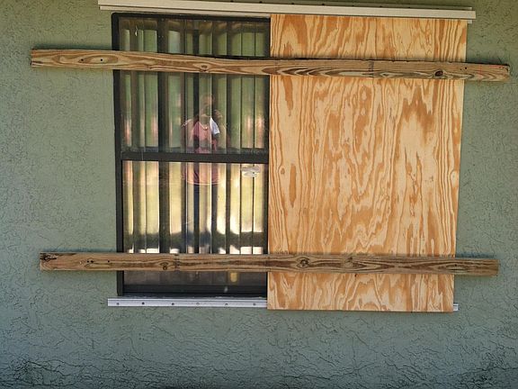 5th image of 3251 S 7th