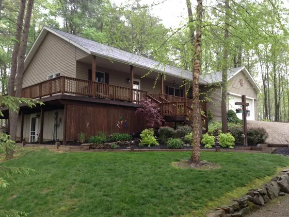 1943 Wolverine Dr SE, Sugar Grove, OH 43155