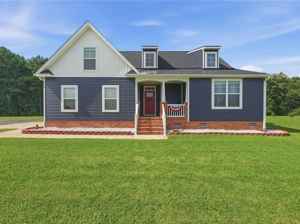1050 Glen Haven Dr, Suffolk, VA 23437