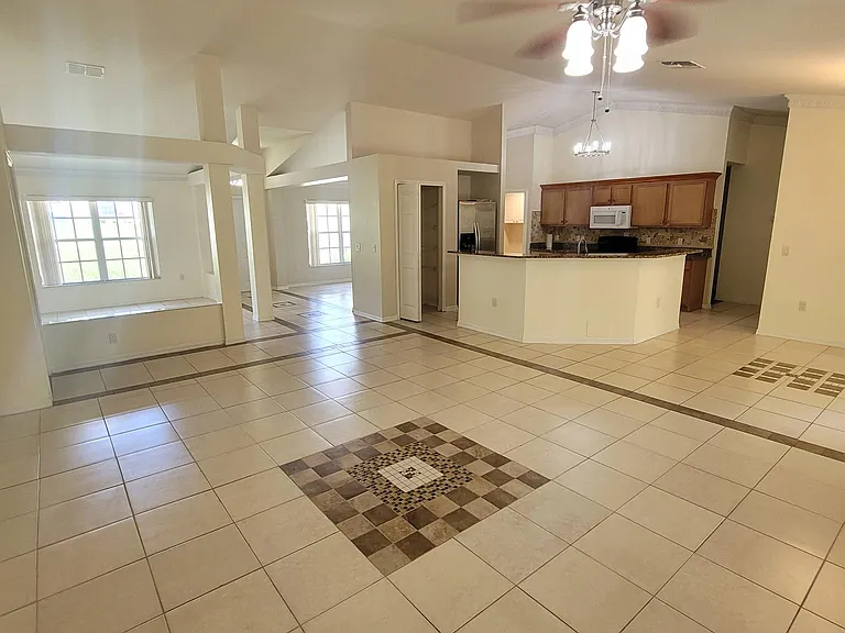 964 W Hemlock Dr — Photo 14