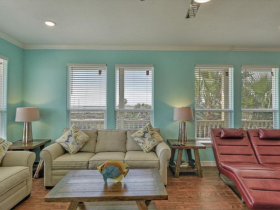 5th image of 1310 Surf Dr