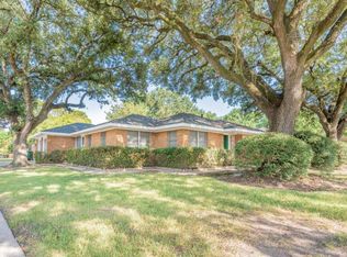 2103 Spring Creek Ln, Houston, TX 77017