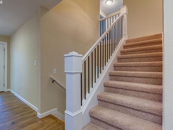 4th image of 9302 NE Woodridge St
