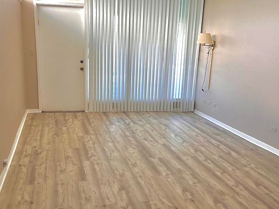 2nd image of 1070 98th St APT 16