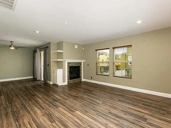 3516 Shoreline Bluff Ln, San Diego, CA 92110