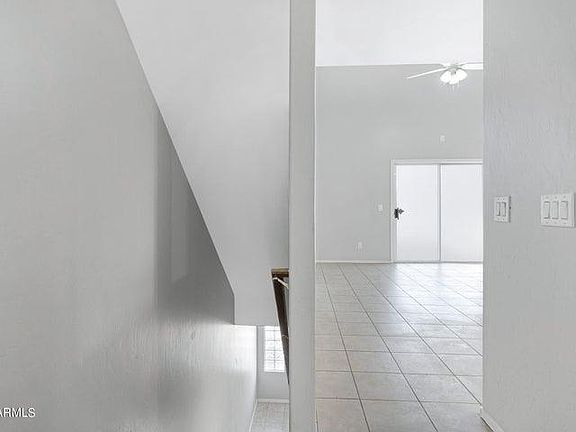 4th image of 235 W Elm Ave APT B