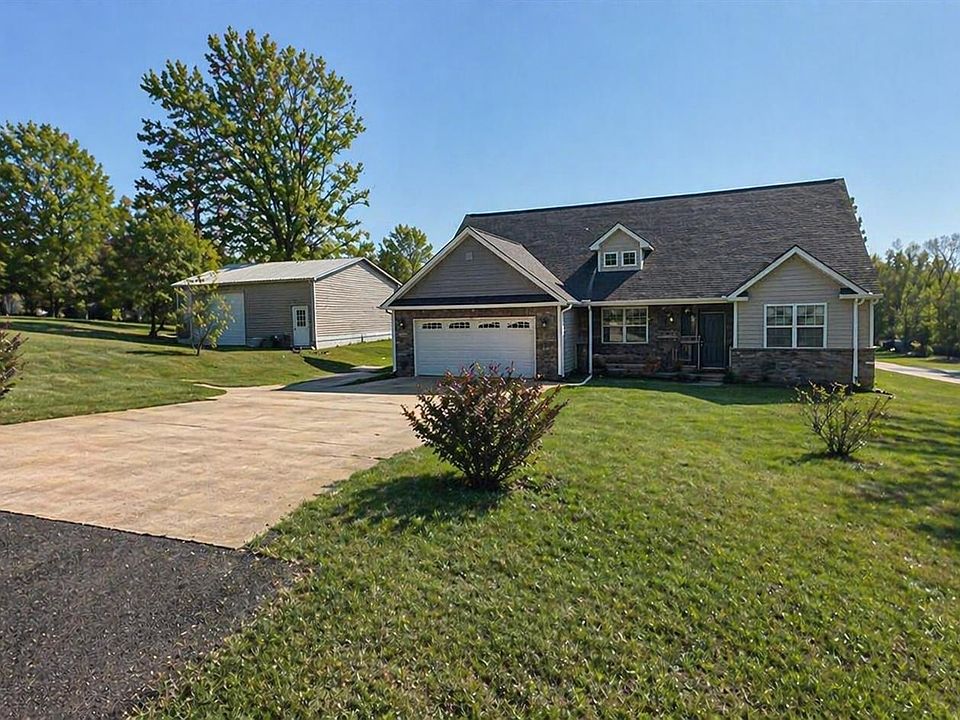 1st image of 1525 Ballenger Rd