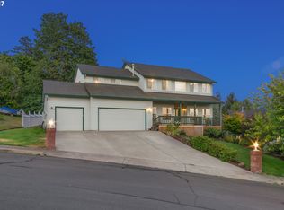 2104 37th St, Washougal, WA 98671