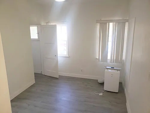 628 Veteran Ave #101 Photo 1
