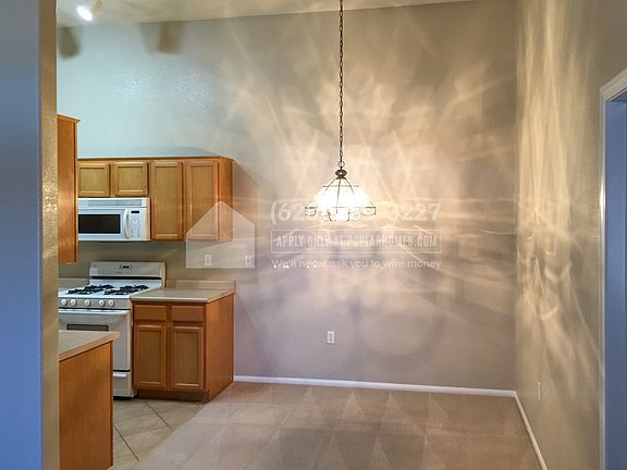2nd image of 3350 Cactus Shadow St Unit 202