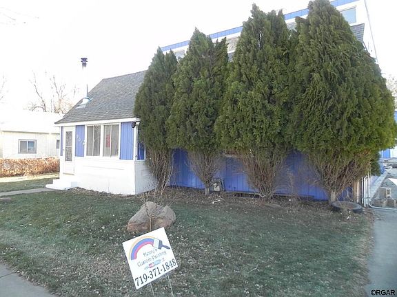 3rd image of 907 W 1st St