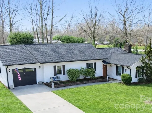 3052 Chestnut Rd, Lincolnton, NC 28092