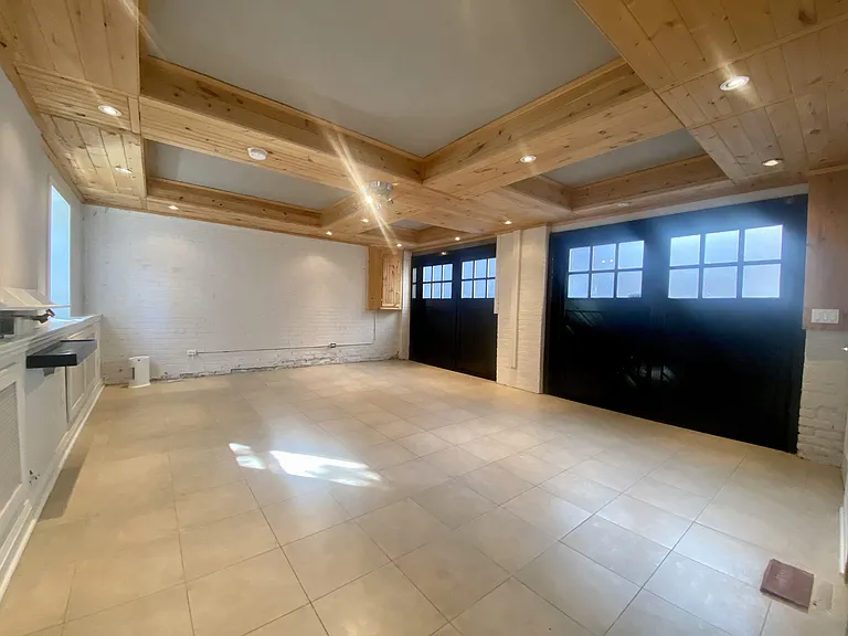 341 Saint Clair Ave W #E — Photo 12