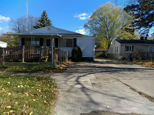 3710 Branch Rd, Flint, MI 48506