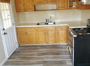 431 E 60th St, Long Beach, CA 90805