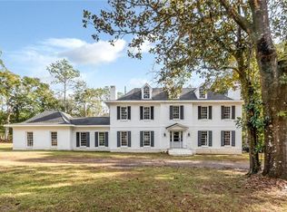 5801 Fairfax Rd S, Mobile, AL 36608