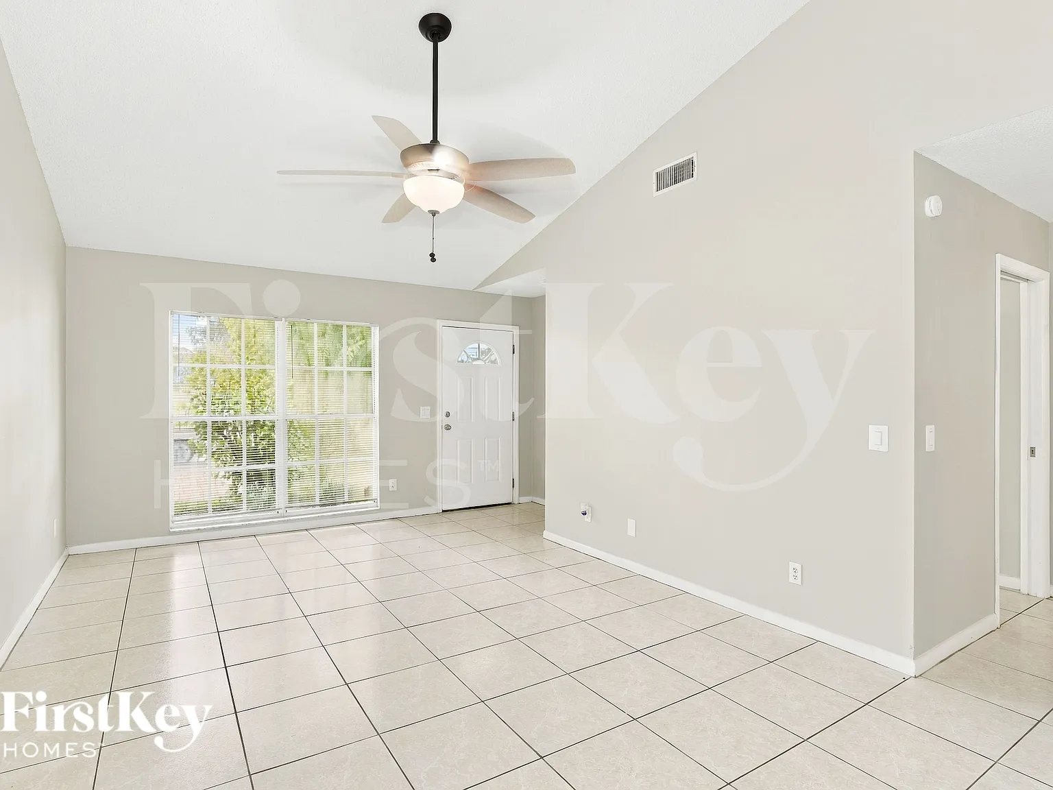 3 bed, 2.0 bath, 1536 sqft, $2,115 — Photo 3