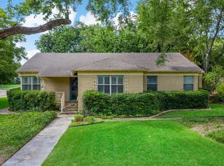 3903 Van Ness Ln, Dallas, TX 75220