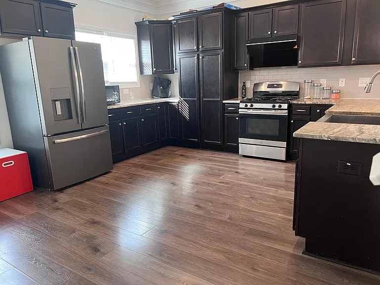 1268 Russet Ln — Photo 13