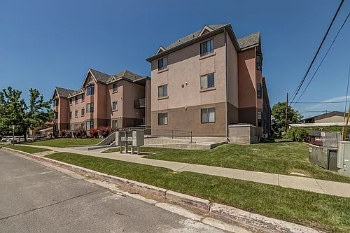 835 N 50 E Photo 1