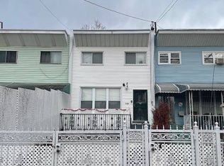 526 Bolton Ave, Bronx, NY