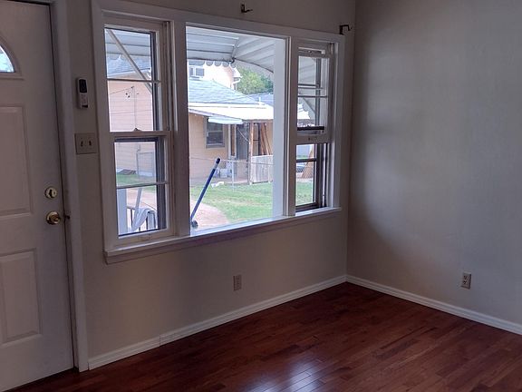 5th image of 4742 Hannover Rear St