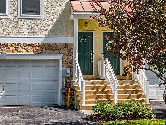 3rd image of 2710 Stockley Ln