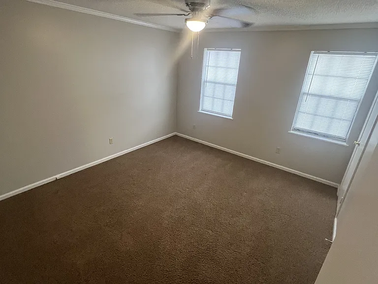 716 Verdant Dr #1 — Photo 6
