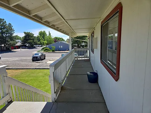 2049 SW 6th Ave Photo 1