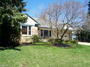 23313 Fernwood Dr, Beachwood, OH 44122