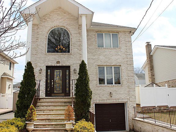 2nd image of 554 Darlington Ave