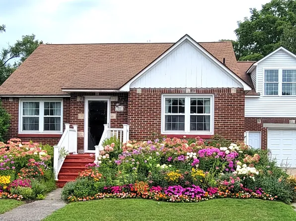 439 W Lincoln St, Alpena, MI 49707