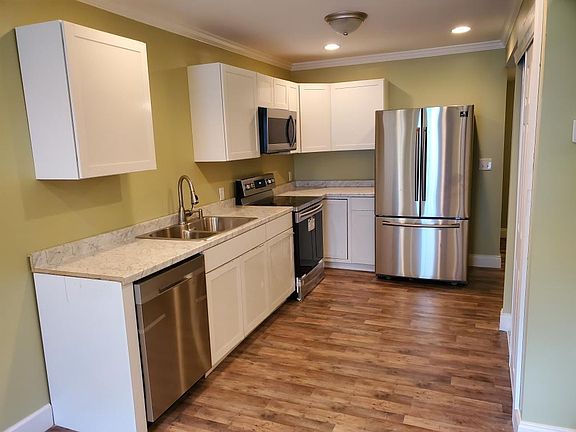 2nd image of 4344 Flat Stone Ln