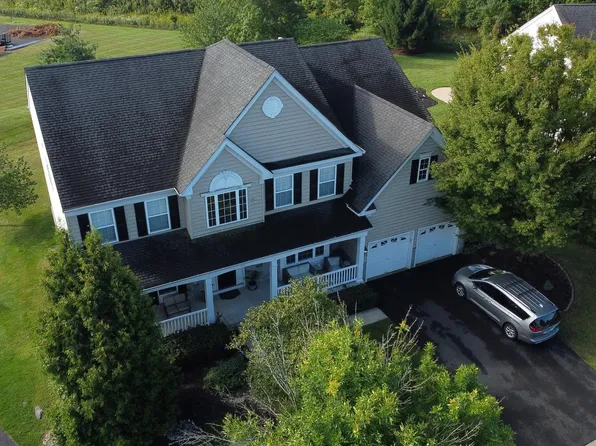 413 Brister Rd, Bensalem, PA 19020