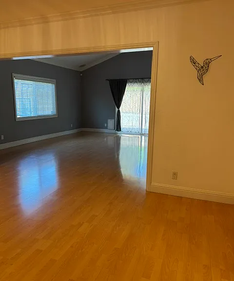 421 Ariel Dr — Photo 8