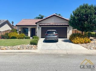 8802 Burnt Ridge Dr, Bakersfield, CA 93306