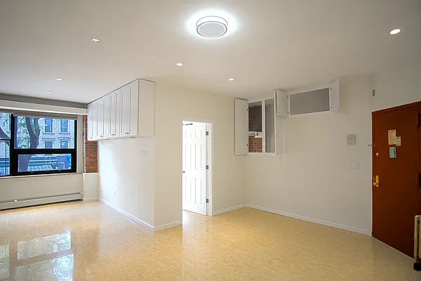 Rented by Keller Williams NYC | media 11