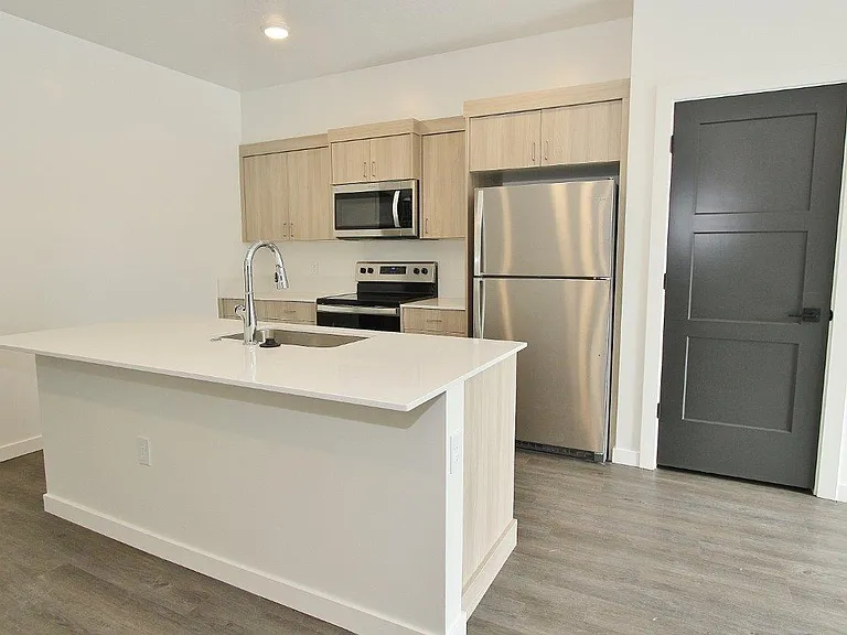 3906 Brian Ave #206 — Photo 2