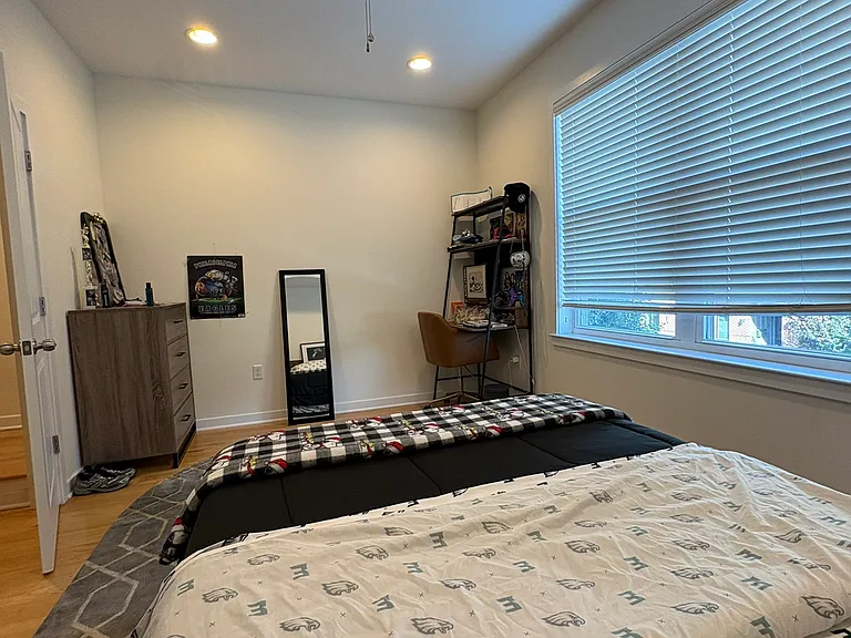 2516 Grays Ferry Ave — Photo 38