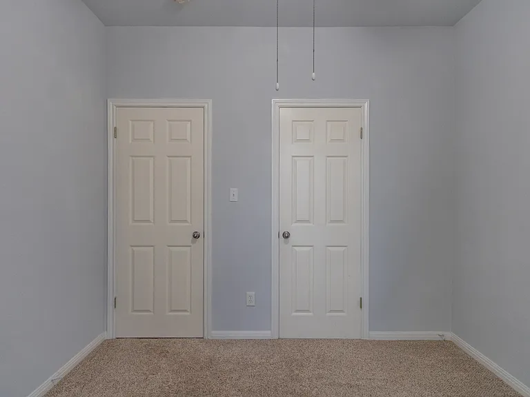 8214 Cornerwood Dr — Photo 22