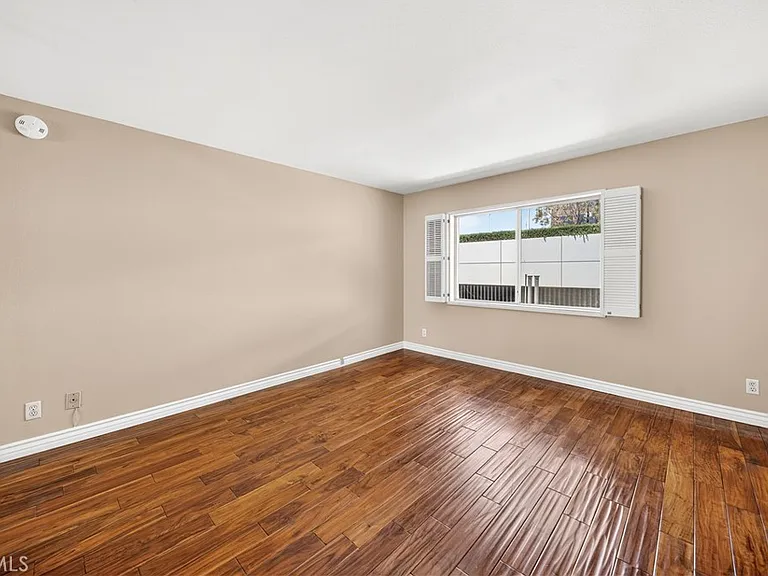 1234 Granville Ave #3 — Photo 15