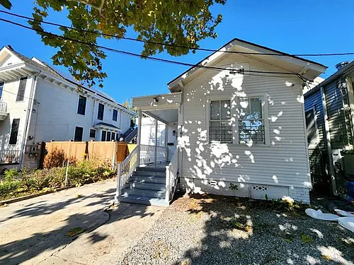 3307 Desoto St Photo 1