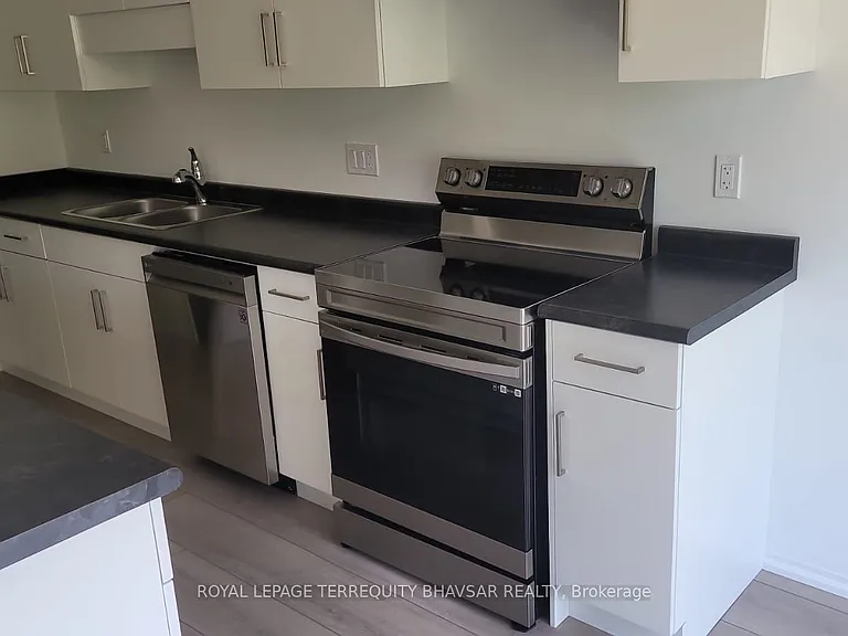 4552 Portage Rd #8 — Photo 7