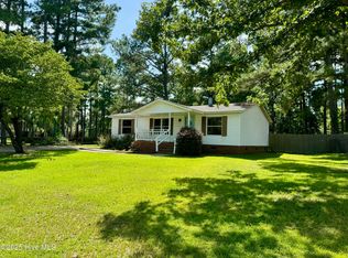 1314 Clan Campbell Dr, Raeford, NC 28376