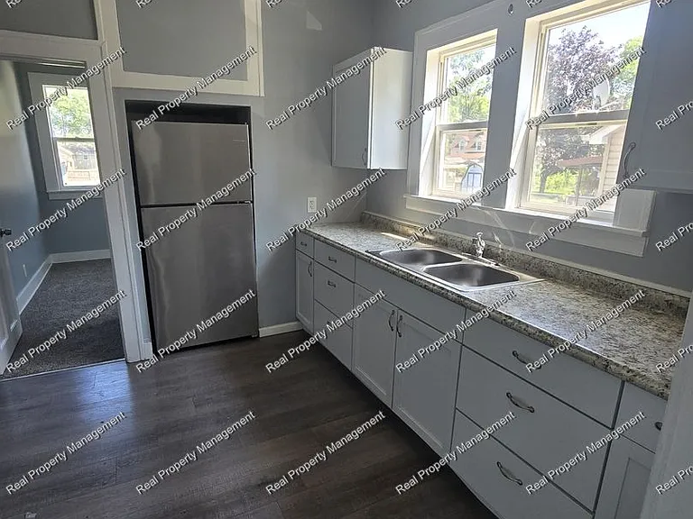 115 S Lafayette St #1 — Photo 3