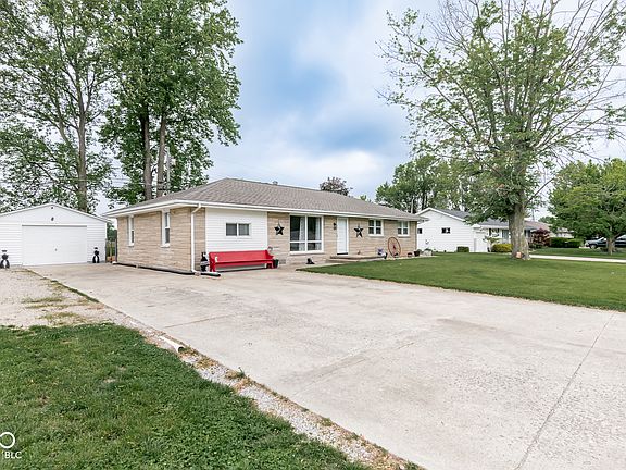 2nd image of 1713 Murray Hill Dr